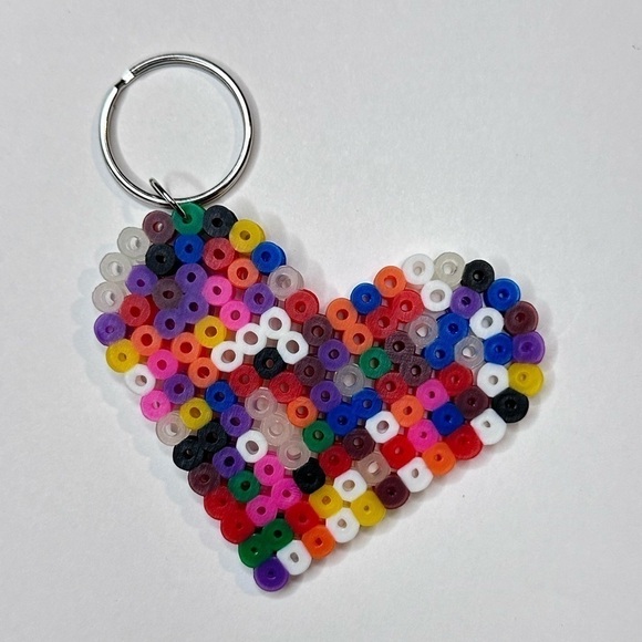 Heart keychain handmade perler beads multicolor - Picture 1 of 4